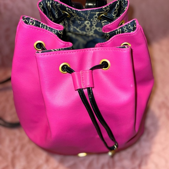 Juicy Couture Vibrant Pink Drawstring Backpack - Picture 7 of 8